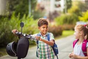A partir de quel âge peut-on faire de la trottinette électrique ?