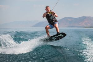 Quelle vitesse pour faire du wakeboard ?