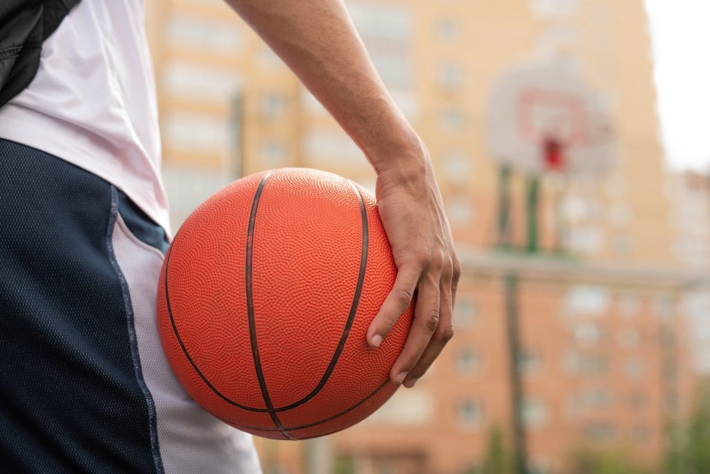 quelle est la durée d'un match de basketball